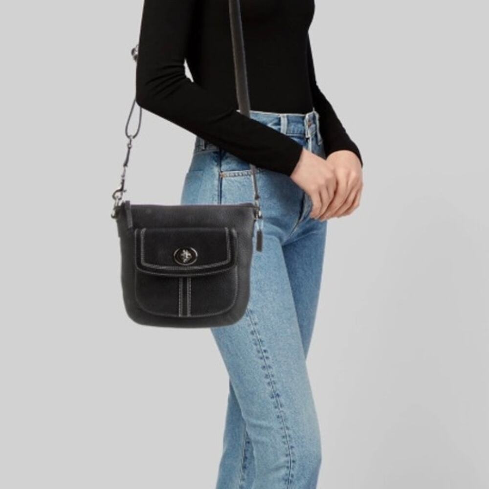 Coach Hamilton Swingpack Crossbody Bag Black